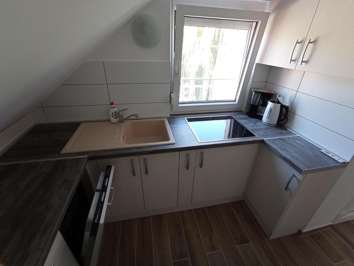 Relax Apartment Fonyod Bagian luar foto