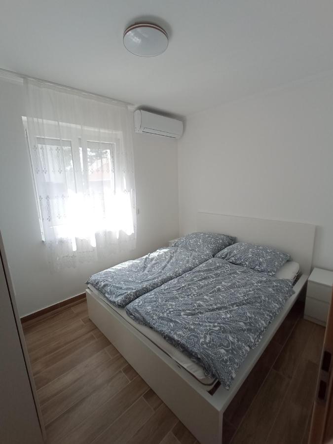 Relax Apartment Fonyod Bagian luar foto
