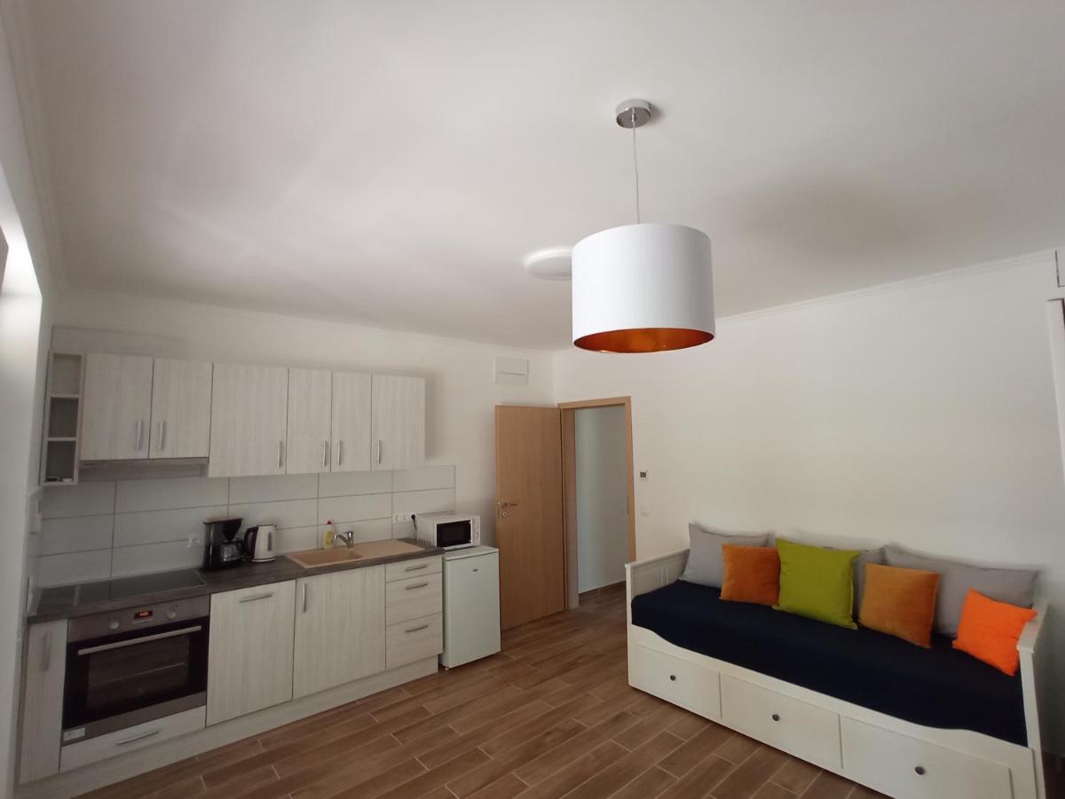Relax Apartment Fonyod Bagian luar foto