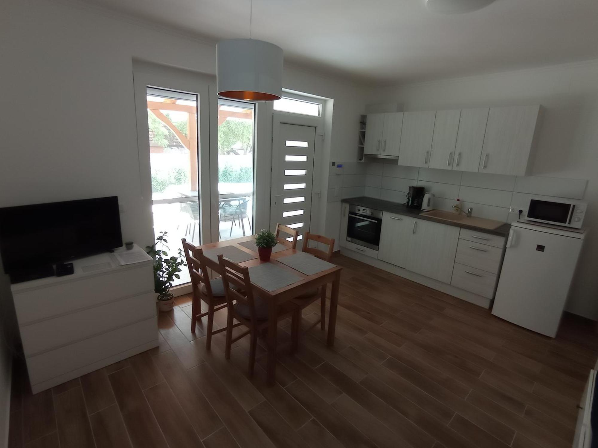 Relax Apartment Fonyod Bagian luar foto
