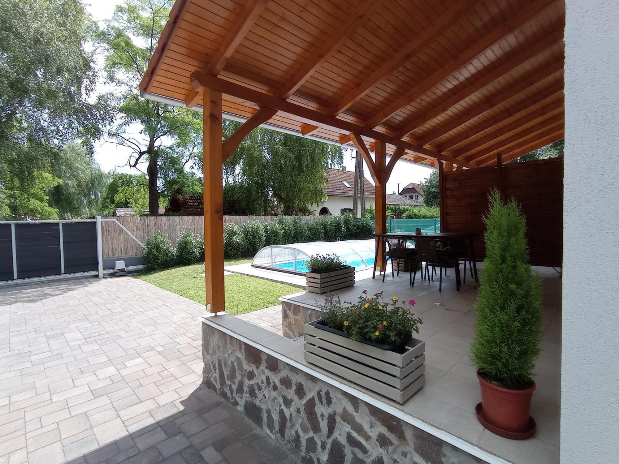 Relax Apartment Fonyod Bagian luar foto